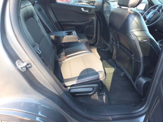 Used 2024 Ford Escape ST-Line Select AWD/4WD image 43