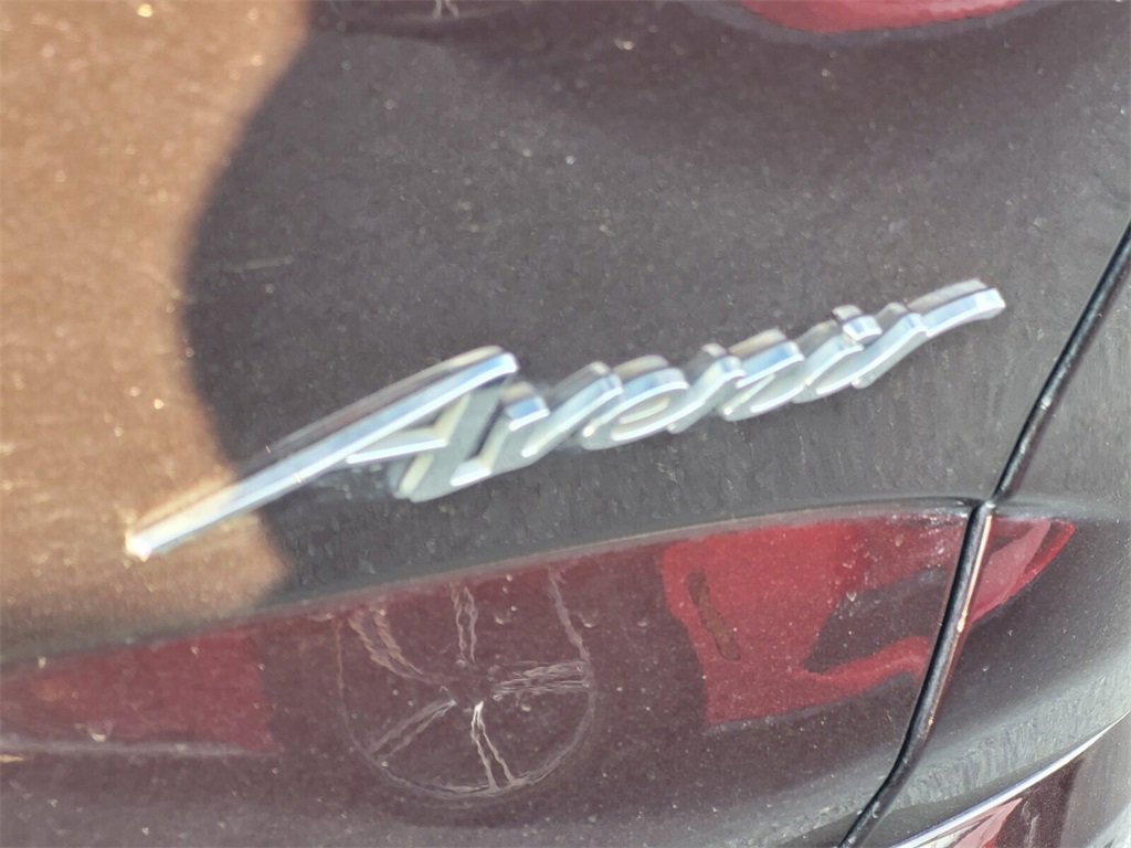 Used 2022 Buick Enclave Avenir w/ Avenir Technology Package image 8