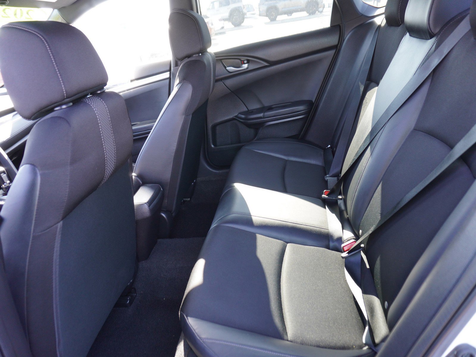 Used 2021 Honda Civic Sport image 12