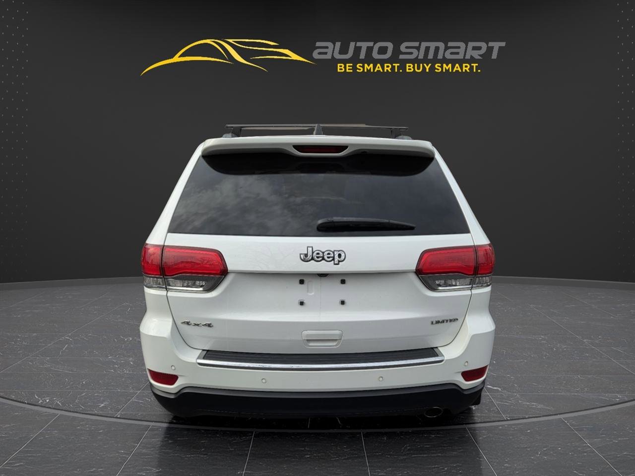 Used 2018 Jeep Grand Cherokee Limited AWD/4WD image 4