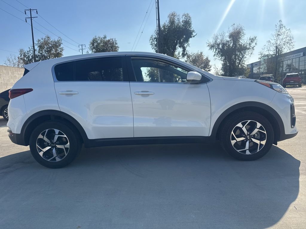 Used 2022 Kia Sportage LX image 6
