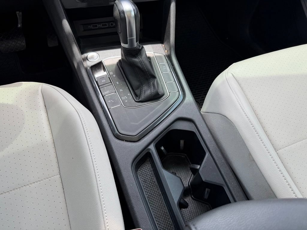 Used 2019 Volkswagen Tiguan SE FWD image 13