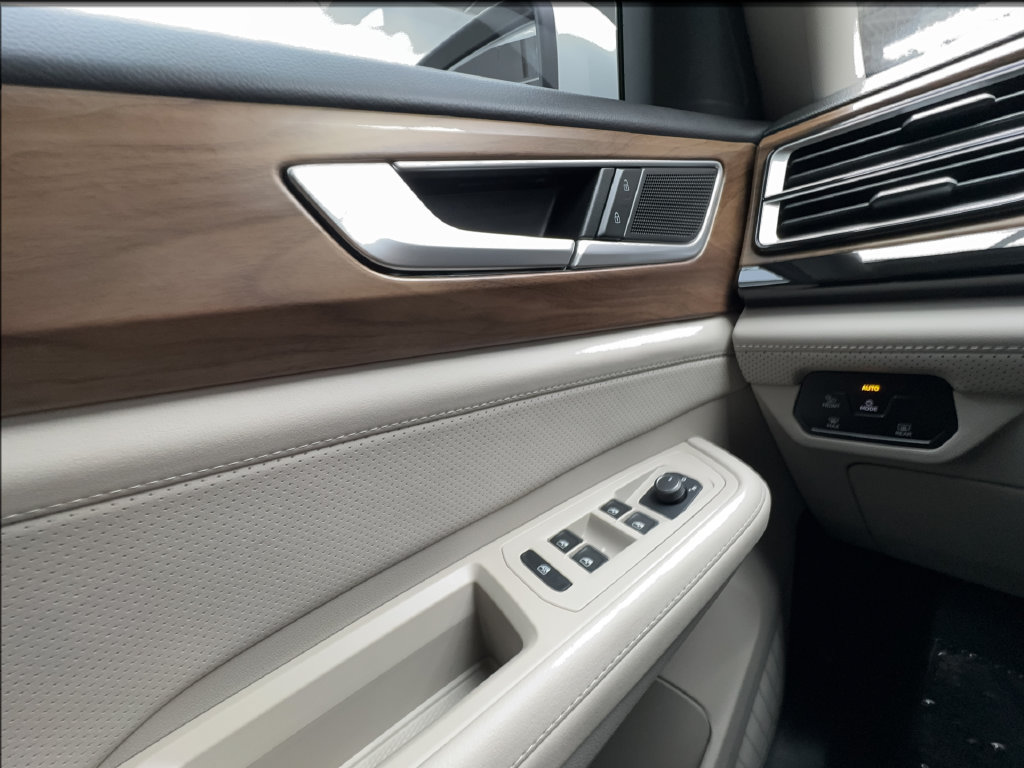 Used 2026 Volkswagen Atlas SE FWD image 51