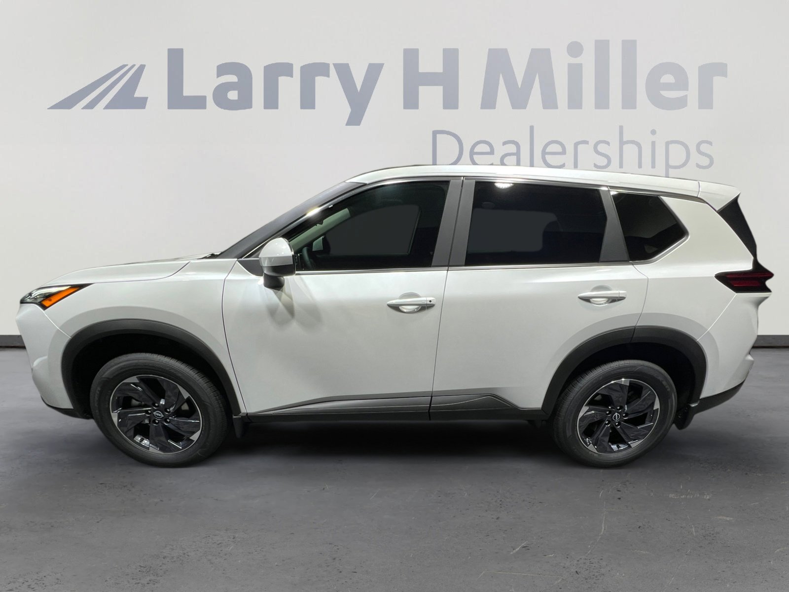 New 2026 Nissan Rogue SV image 2