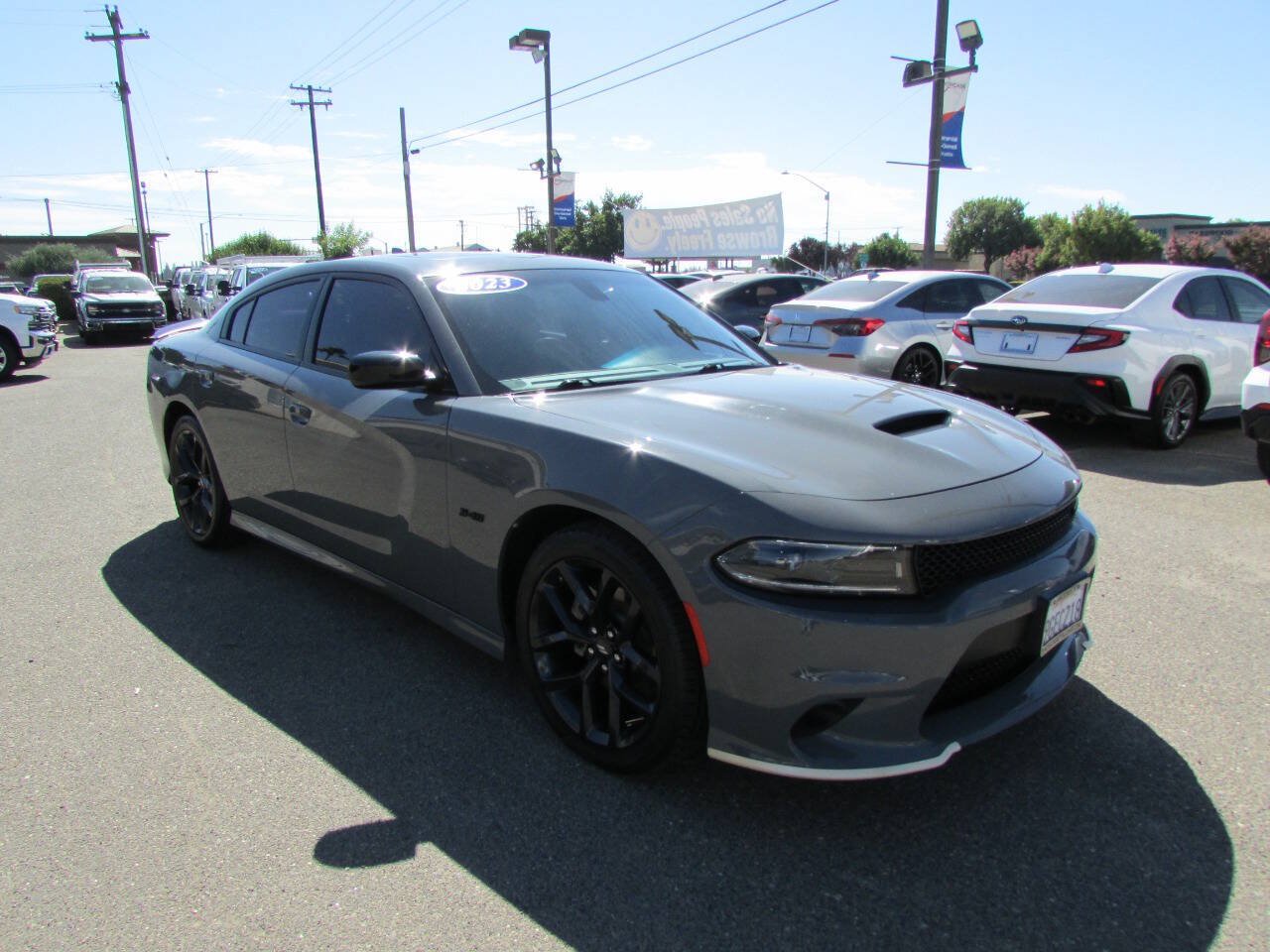 Used 2023 Dodge Charger R/T w/ Plus Group RWD image 2