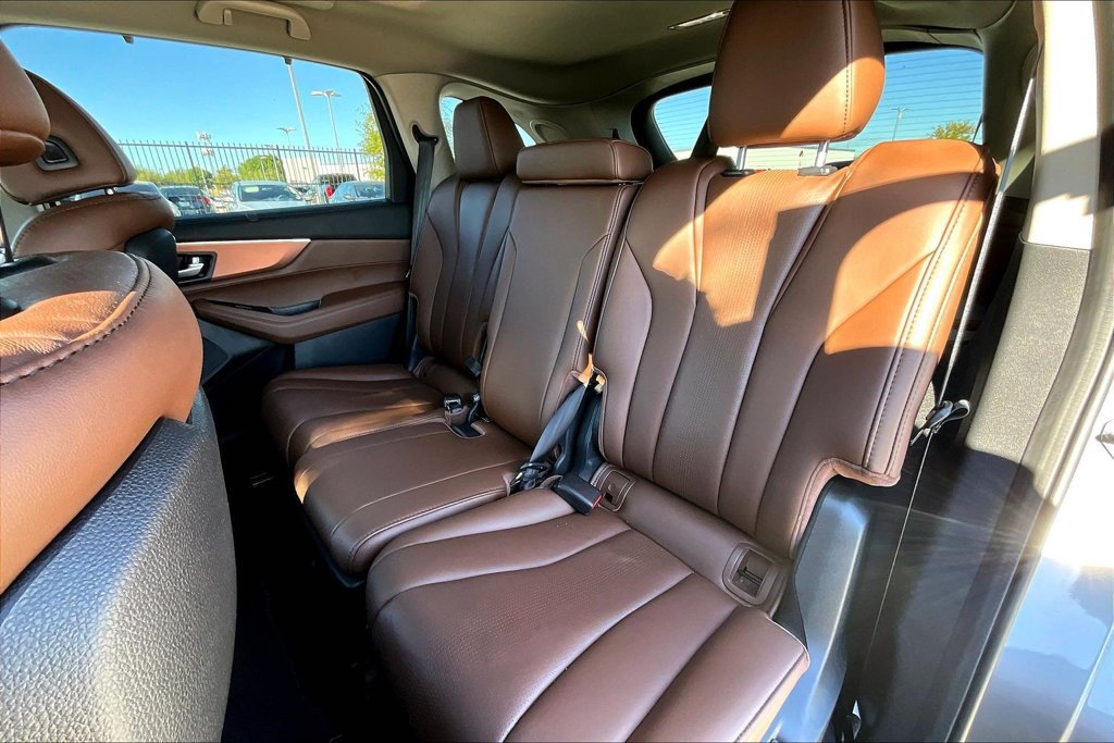 Certified 2025 Acura MDX w/ Technology Package FWD image 31