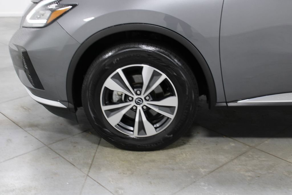 Used 2023 Nissan Murano SV image 16