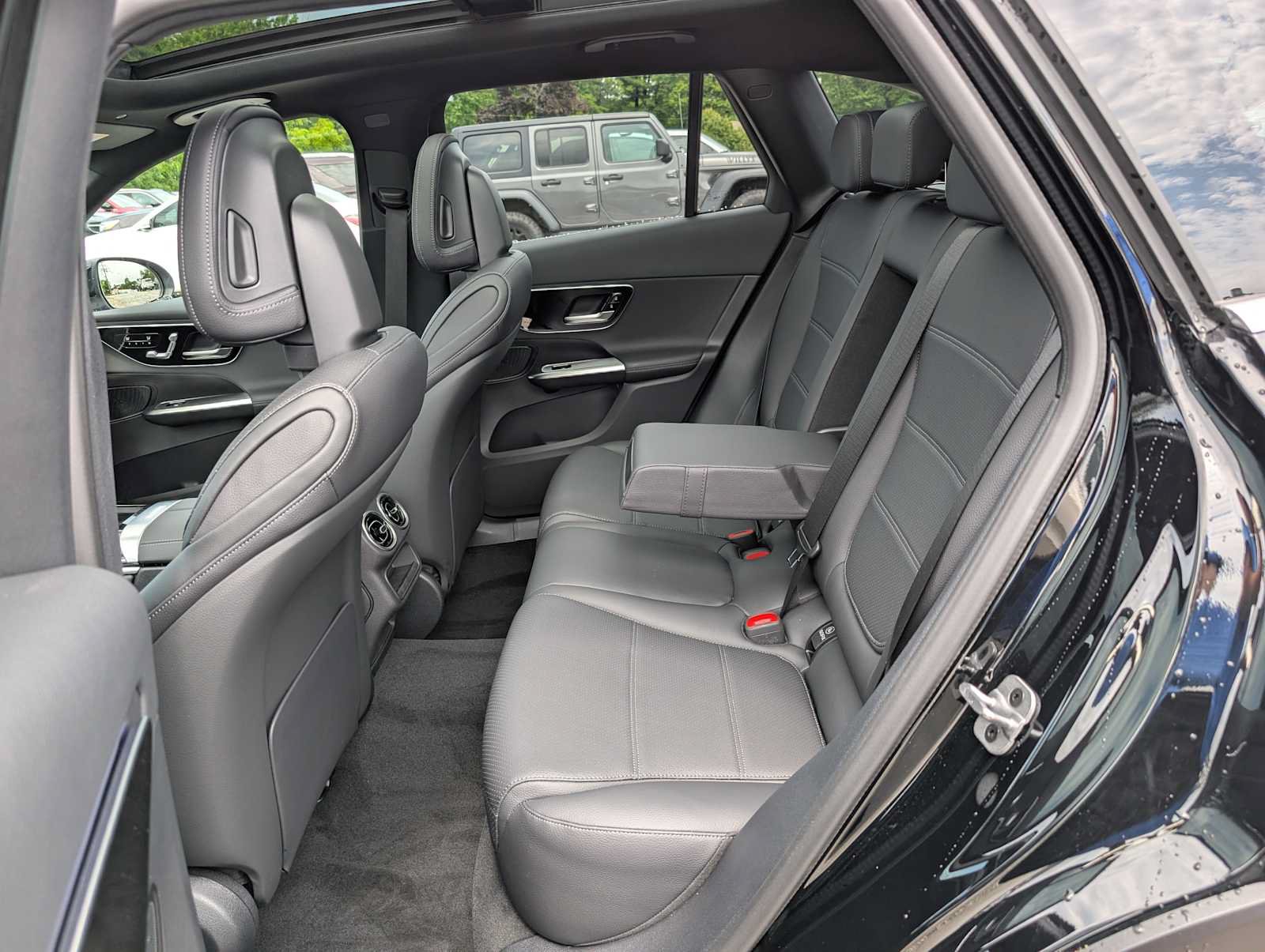 New 2026 Mercedes-Benz GLC 300 4MATIC image 19