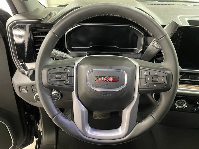 Used 2024 GMC Sierra 1500 SLE image 14