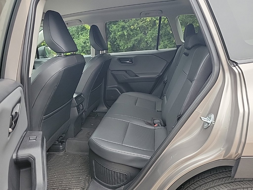 Used 2026 Toyota RAV4 XLE Premium w/ Panoramic Sun Roof Package AWD/4WD image 37
