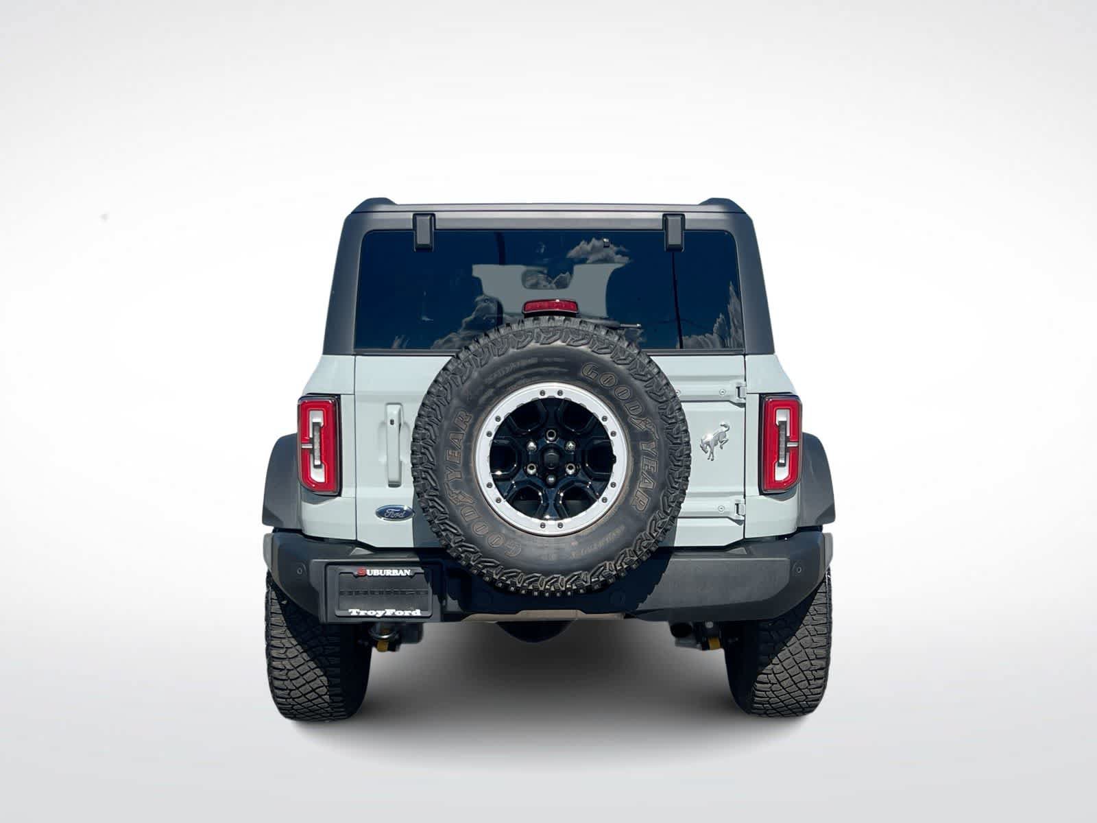 Used 2023 Ford Bronco Outer Banks w/ Sasquatch Package AWD/4WD image 7