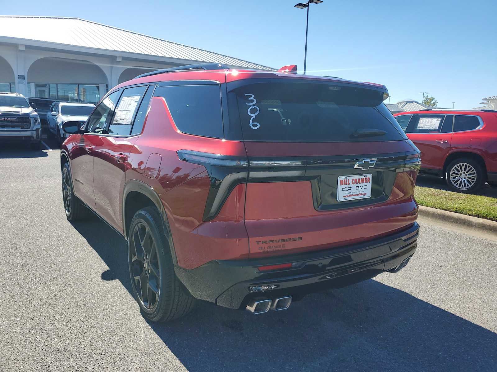 New 2026 Chevrolet Traverse RS image 3