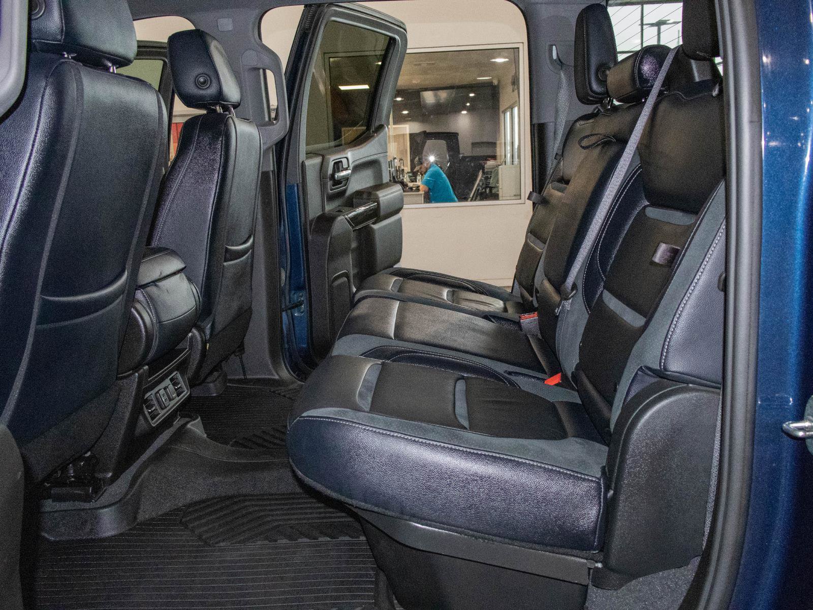Used 2021 Chevrolet Silverado 1500 RST image 13
