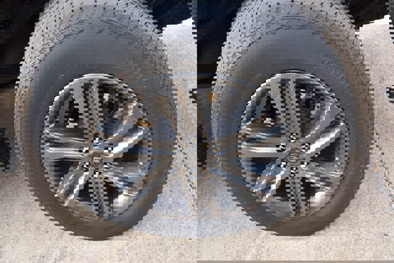 Certified 2022 Ford F150 XLT w/ Equipment Group 302A High image 11