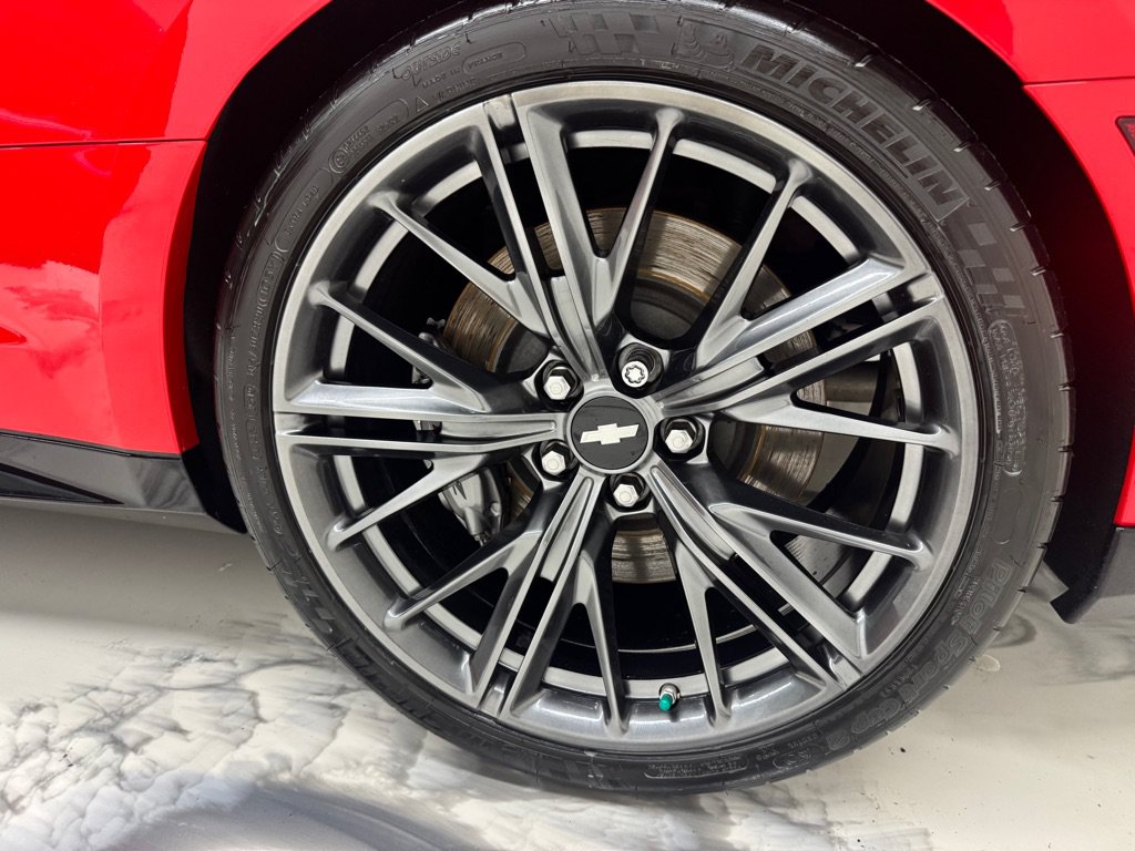 Used 2017 Chevrolet Camaro ZL1 RWD image 25