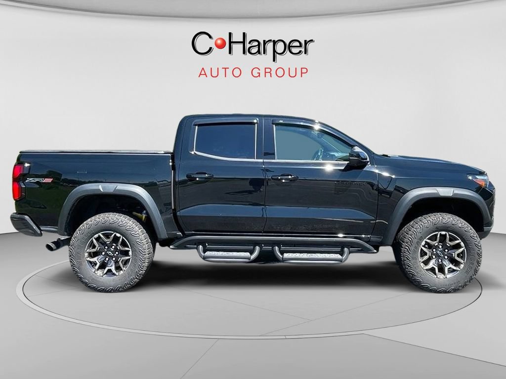 Used 2024 Chevrolet Colorado ZR2 w/ Technology Package AWD/4WD image 2