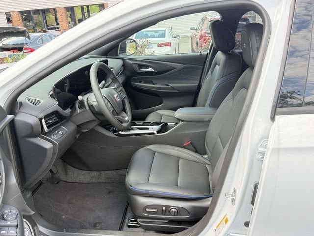 New 2026 Buick Envista Sport Touring w/ Convenience I Package FWD image 11