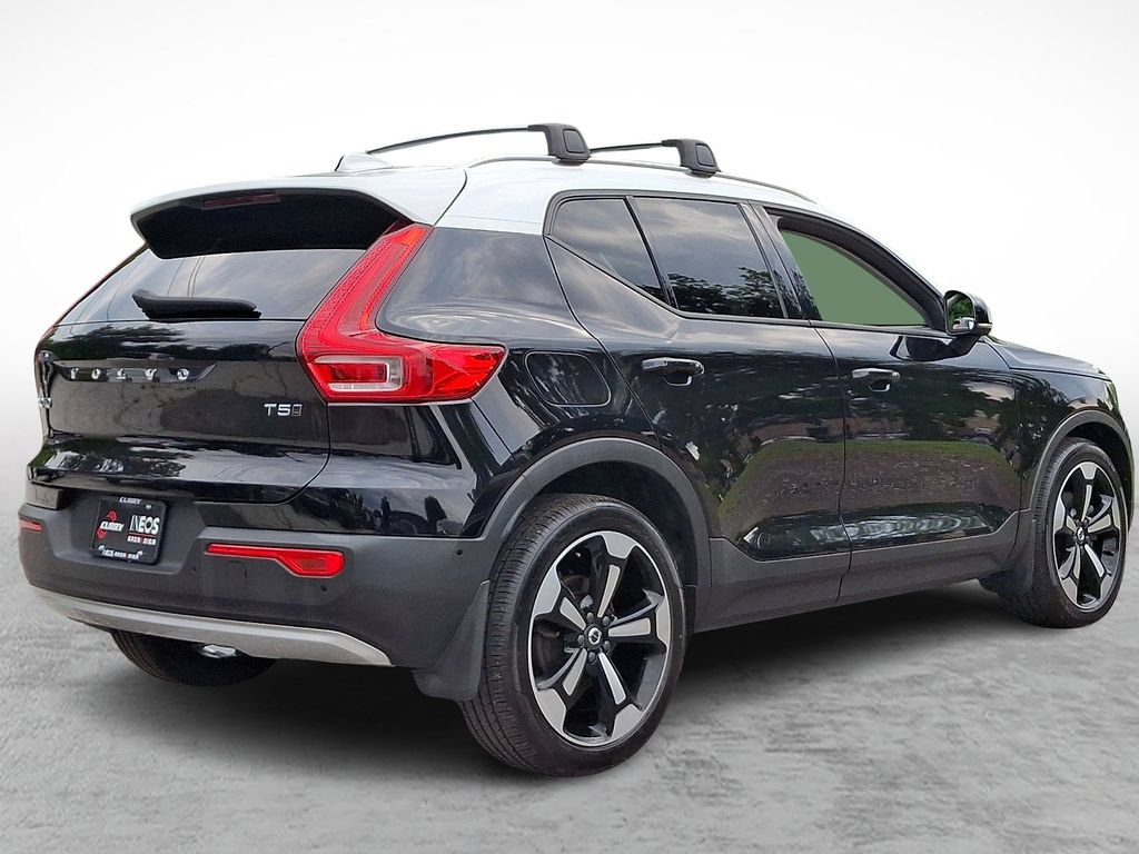 Used 2019 Volvo XC40 T5 Momentum AWD/4WD image 4