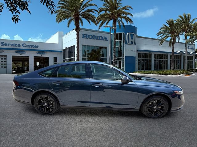 Used 2025 Honda Accord SE image 9