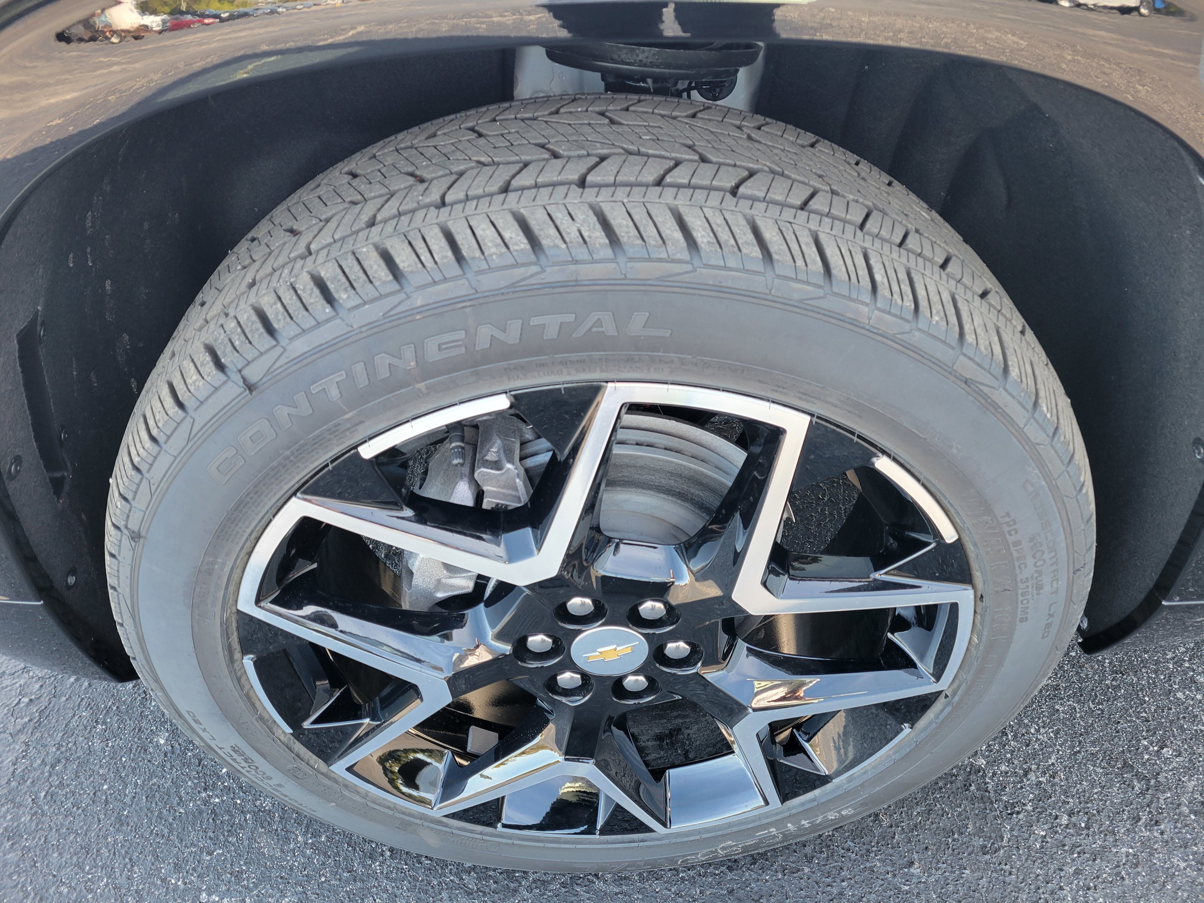 New 2026 Chevrolet Traverse High Country w/ LPO, Floor Liner Package FWD image 42