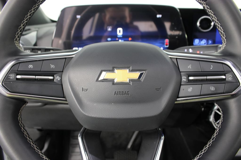 Used 2024 Chevrolet Blazer EV LT AWD/4WD image 14