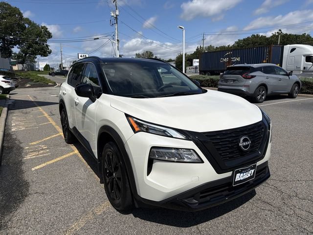 Certified 2023 Nissan Rogue SV w/ SV Premium B Package AWD/4WD image 2