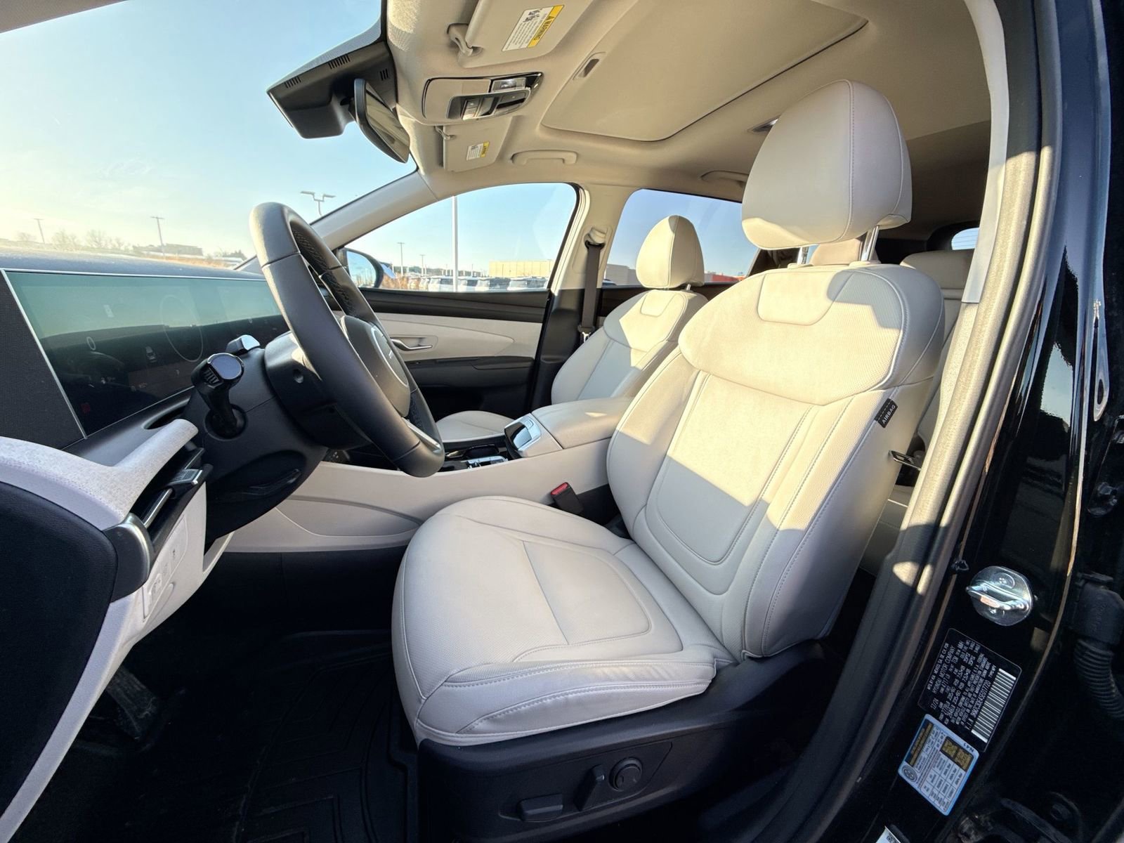 Used 2025 Hyundai Tucson SEL image 13