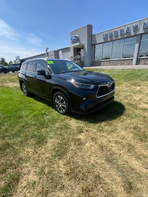 Used 2022 Toyota Highlander XLE