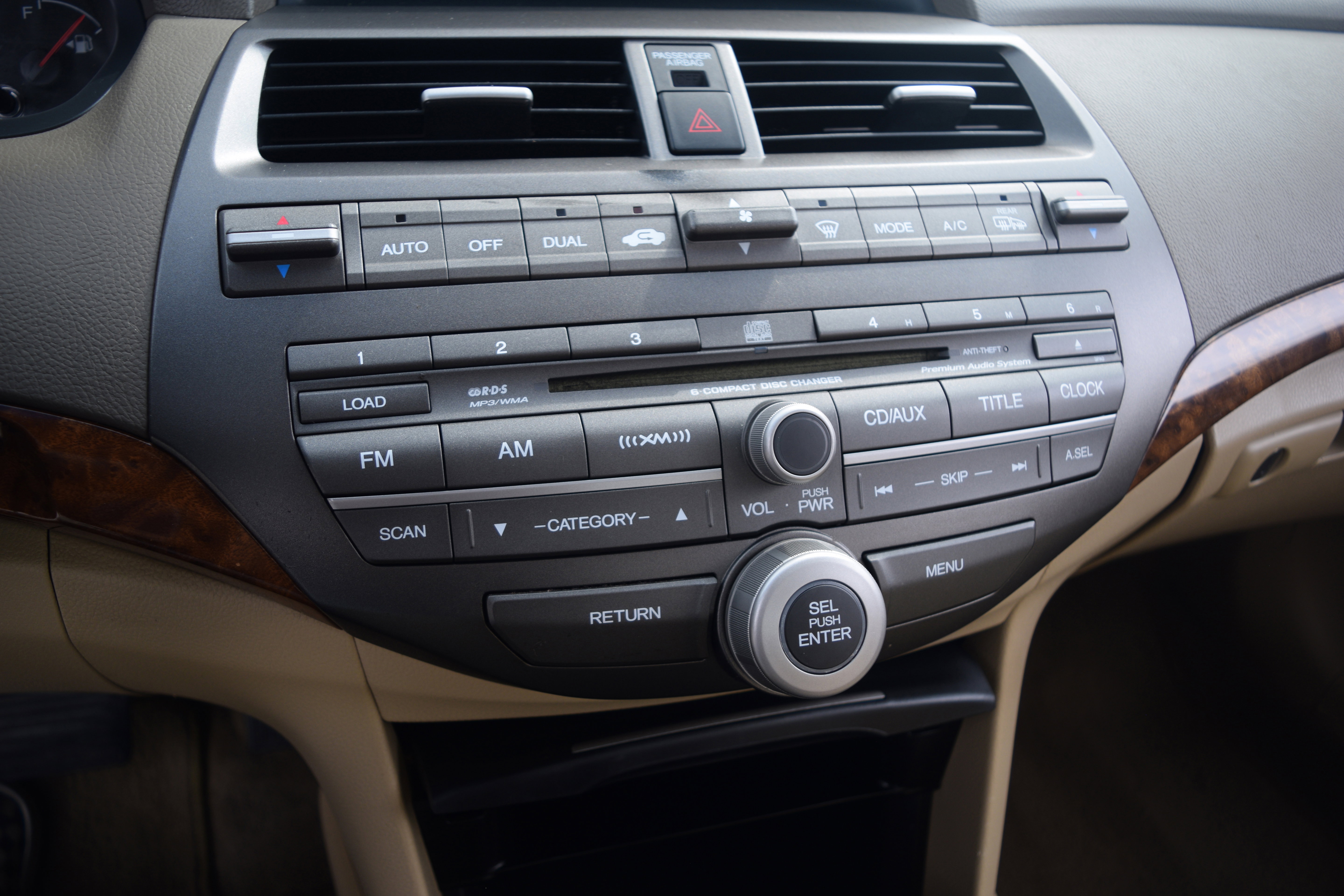 Used 2009 Honda Accord EX-L image 9