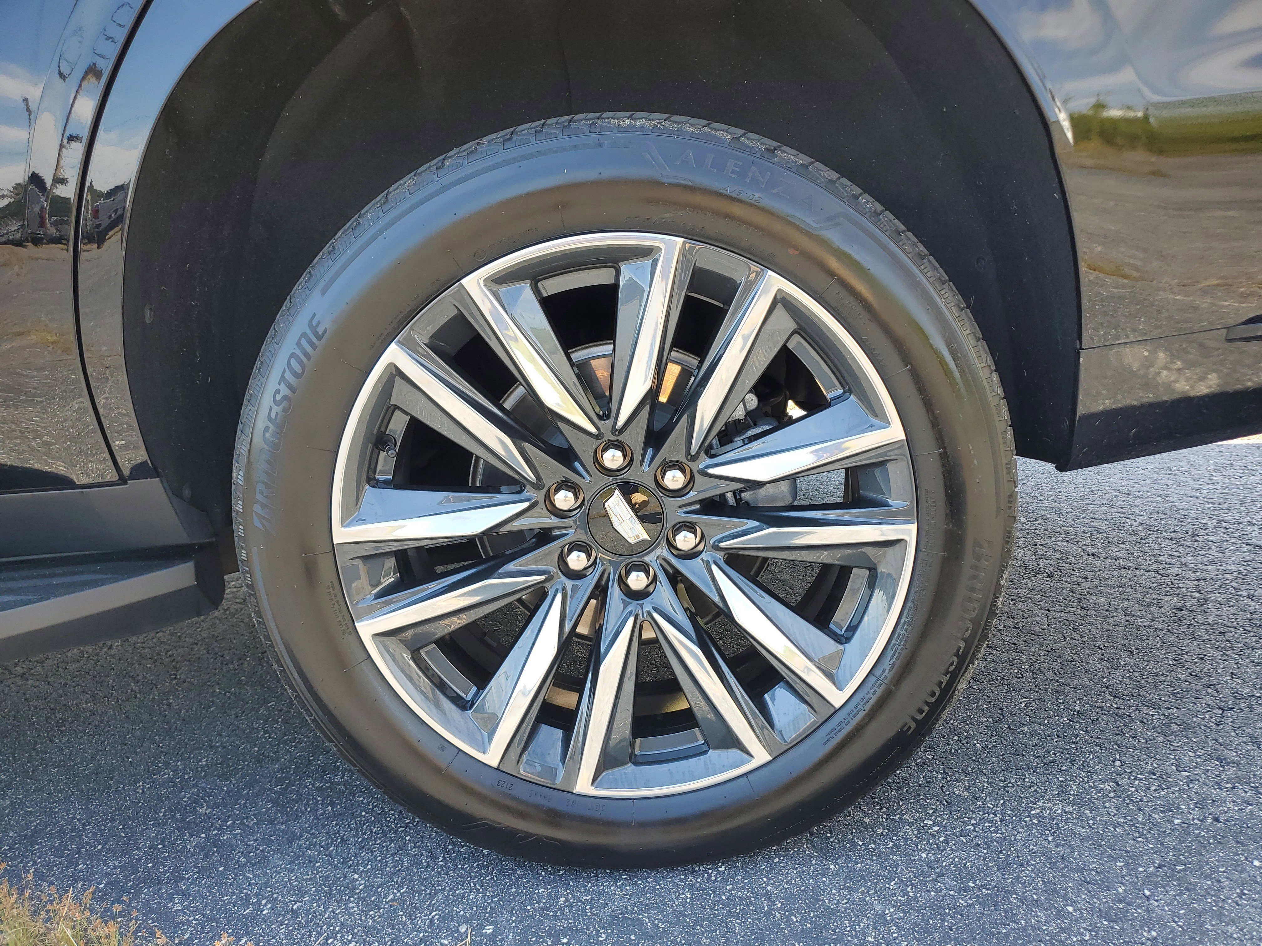 Used 2024 Cadillac Escalade Sport image 9