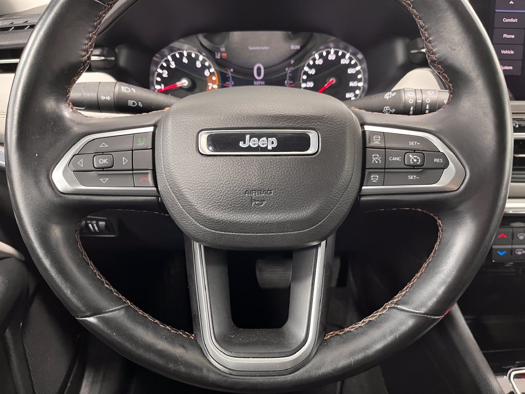 Used 2022 Jeep Compass Limited AWD/4WD image 5