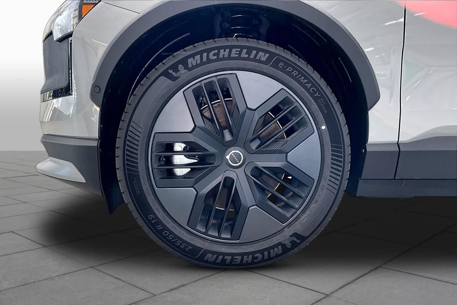 New 2026 Volvo EX30 Cross Country Ultra w/ Protection Package Premier AWD/4WD image 16