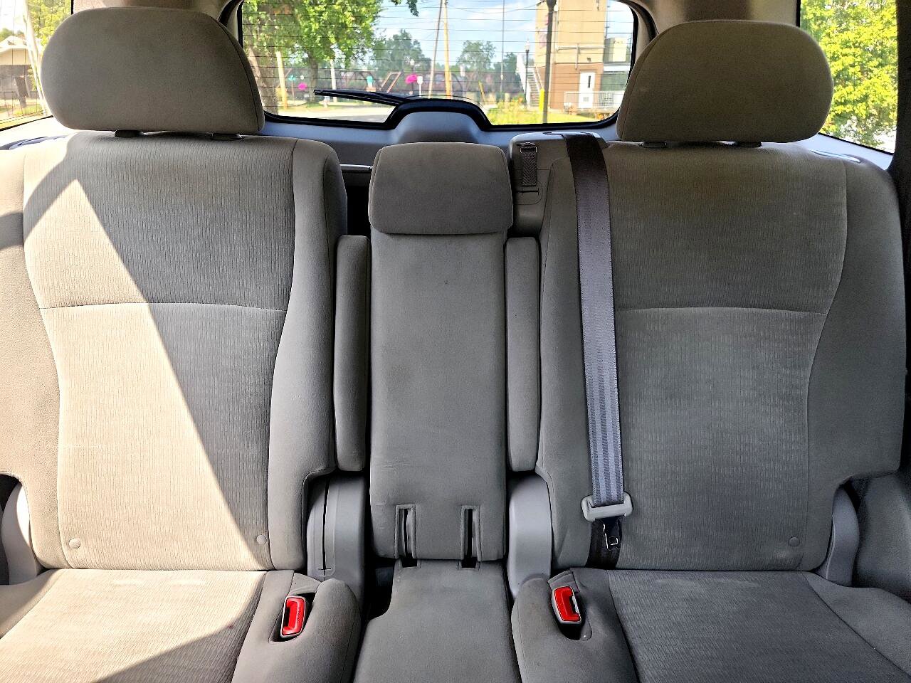 Used 2013 Toyota Highlander 4WD image 19