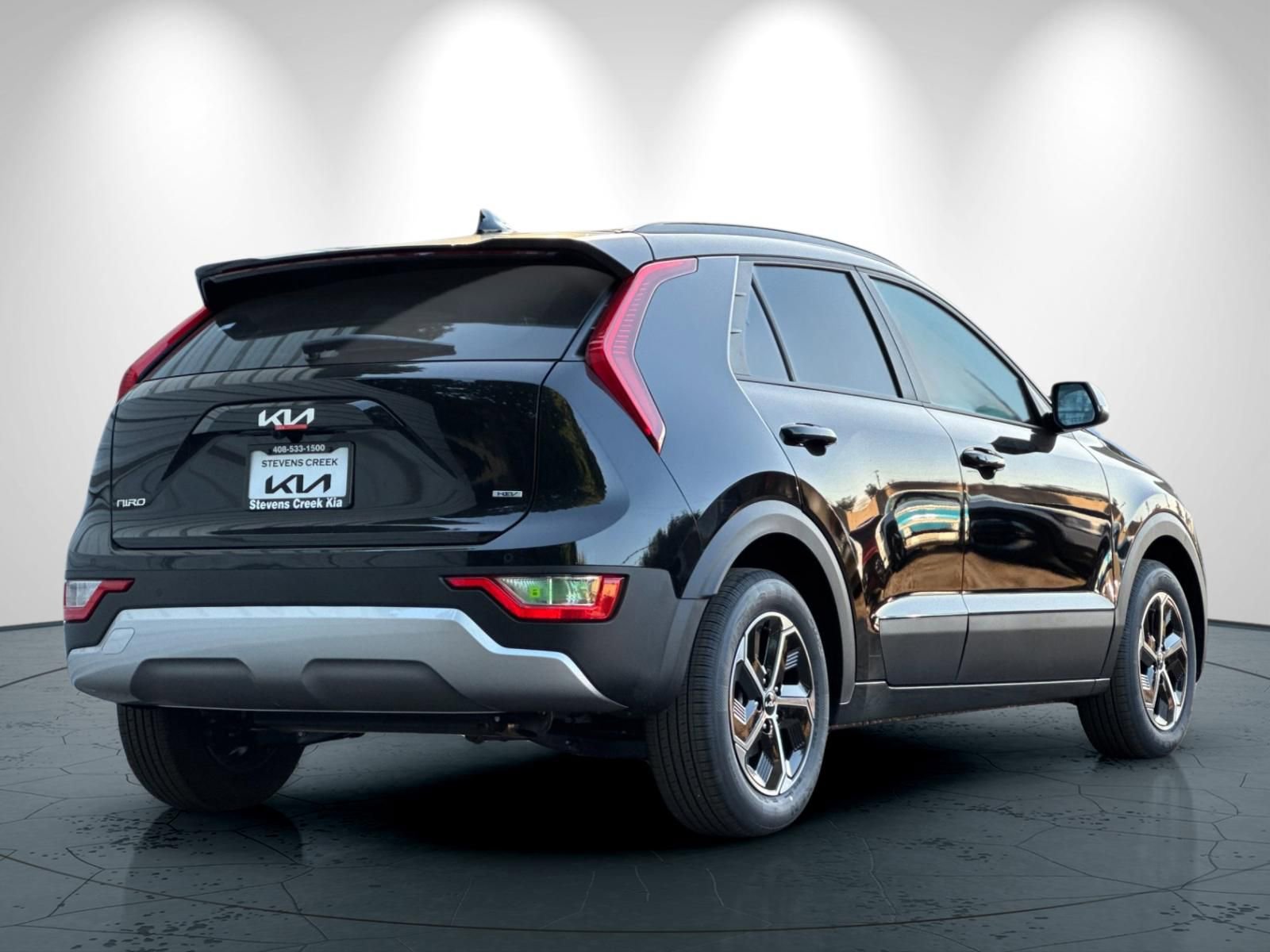 New 2026 Kia Niro EX image 4