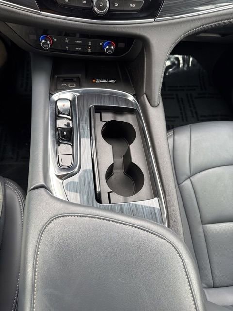 Used 2022 Buick Enclave Essence w/ Sport Touring Edition image 75