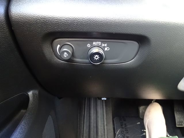 Used 2022 Chevrolet Traverse RS w/ LPO, Cargo Package image 20