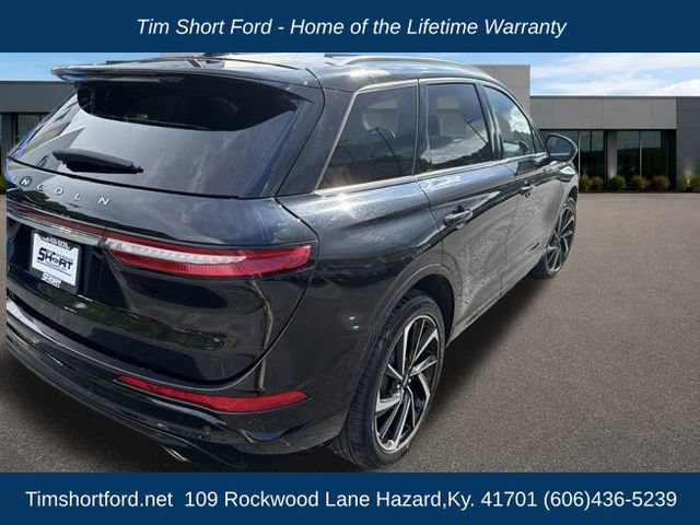 Used 2024 Lincoln Corsair Grand Touring w/ Equipment Group 301A AWD/4WD image 4