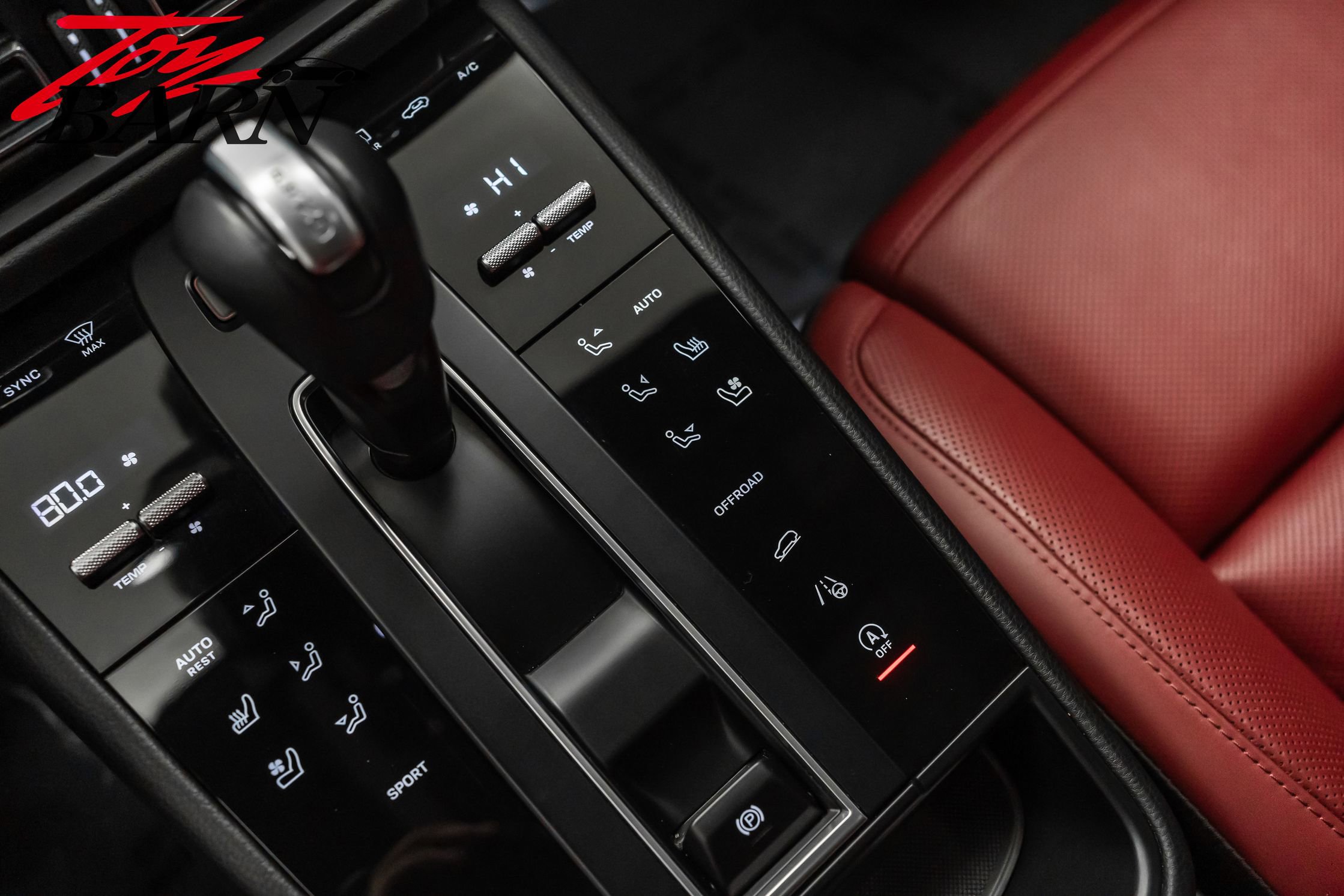 Used 2023 Porsche Macan image 37