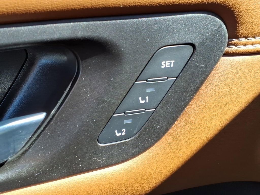 Used 2022 Nissan Pathfinder Platinum AWD/4WD image 20