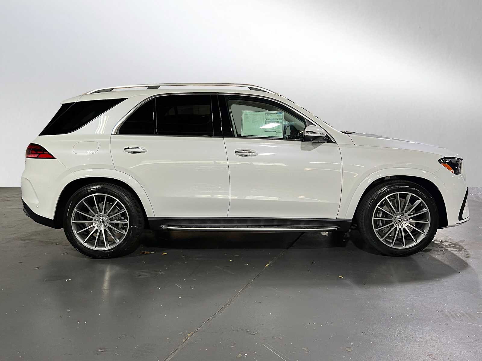 New 2026 Mercedes-Benz GLE 450 4MATIC image 2