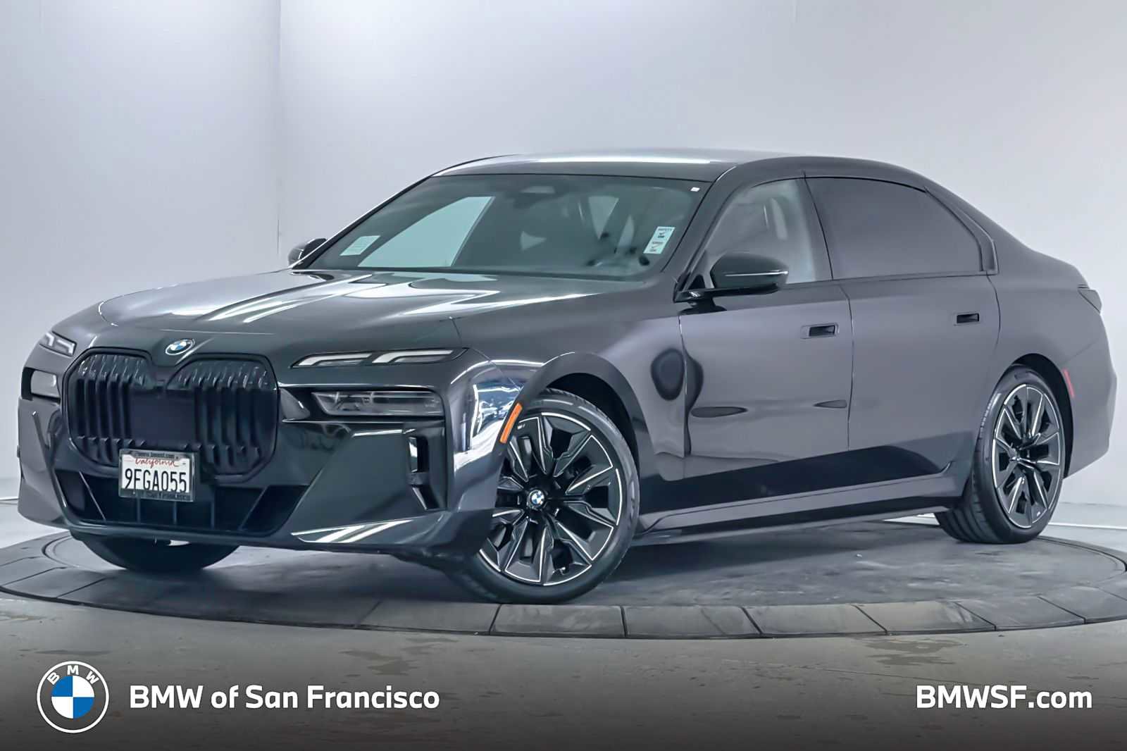 Used 2023 BMW i7 xDrive60 w/ Parking Assistance Package image 1