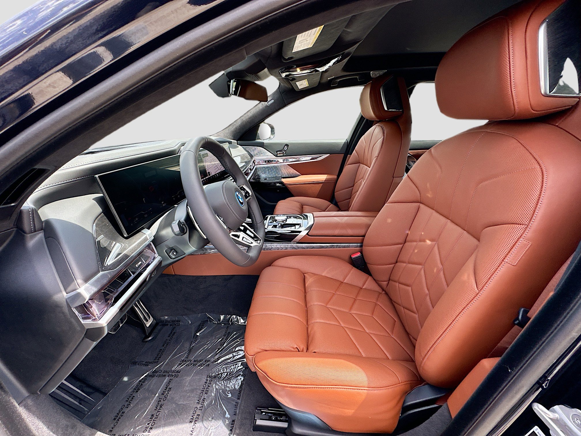 New 2025 BMW 750e xDrive w/ Luxury Rear Seating Package image 18