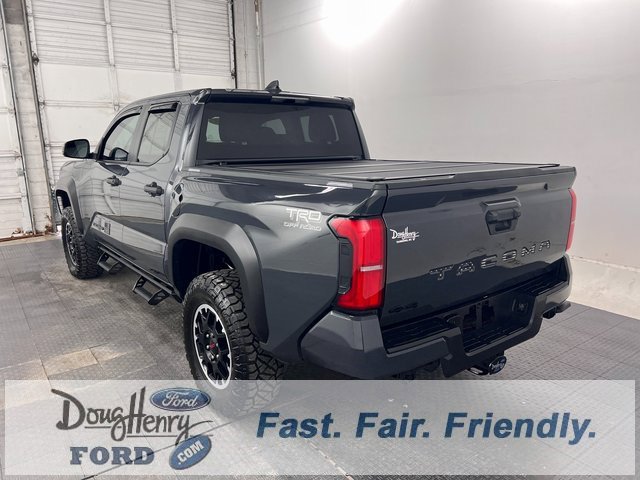Used 2024 Toyota Tacoma TRD Off-Road image 5