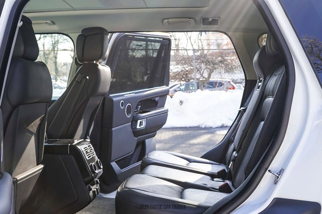 Used 2020 Land Rover Range Rover Long Wheelbase HSE image 37