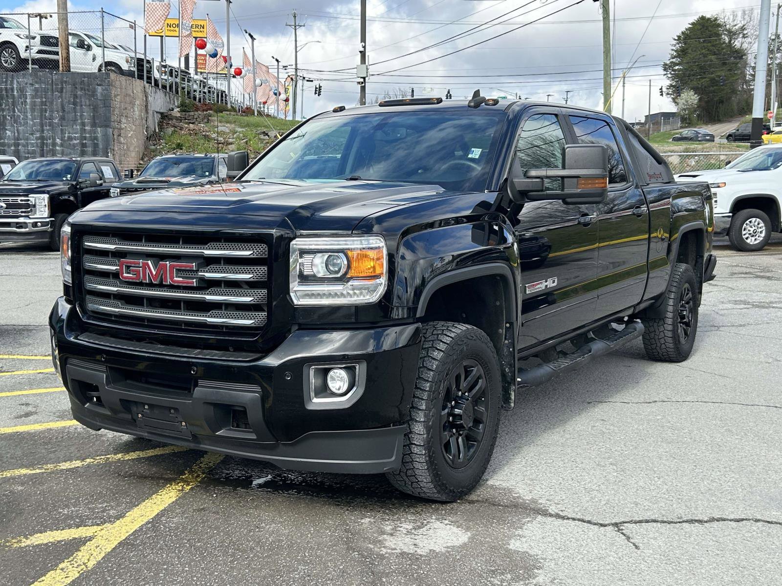 Used 2017 GMC Sierra 2500 SLT w/ All Terrain X HD Package image 7