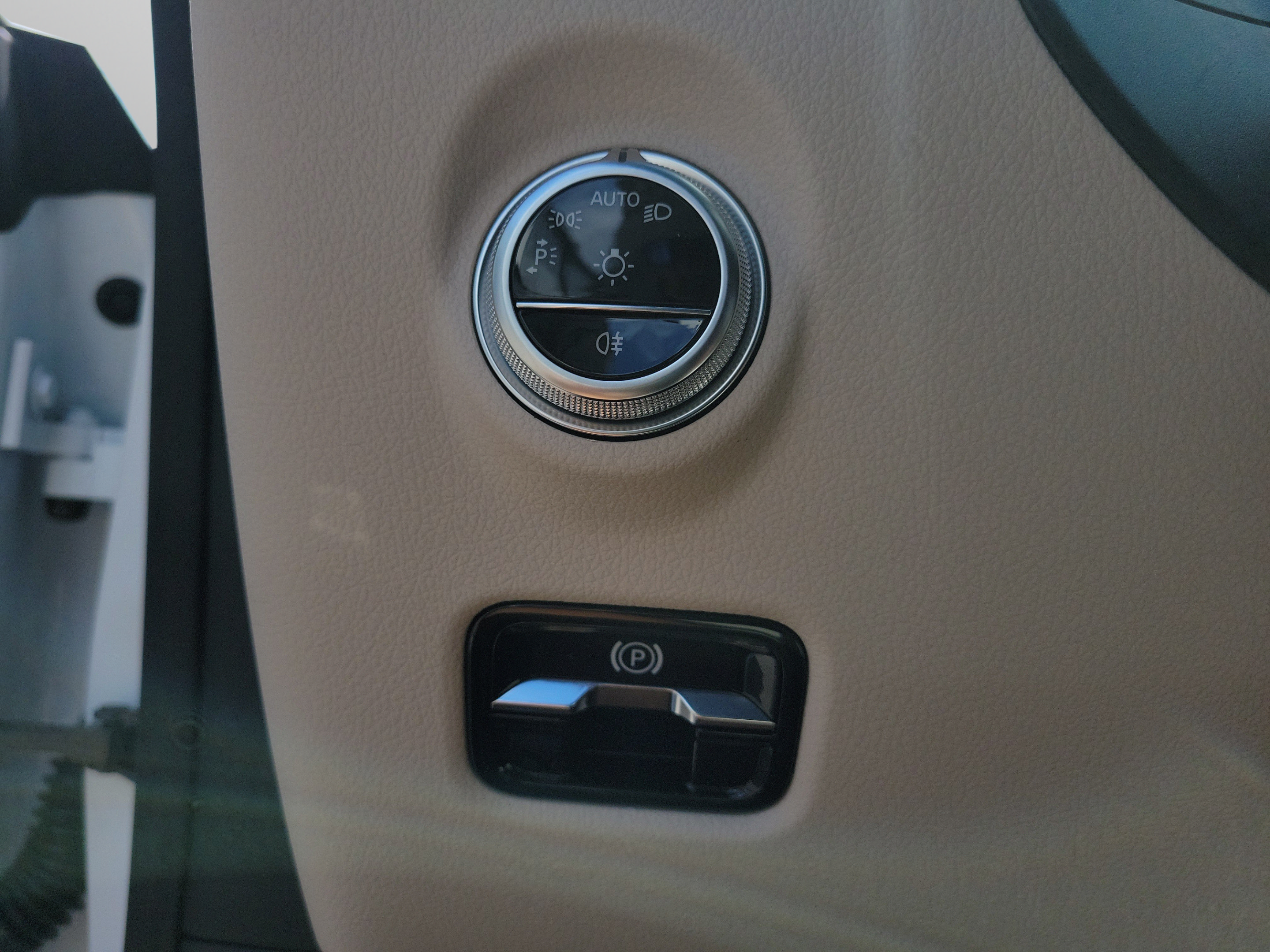 New 2026 Mercedes-Benz CLE 300 4MATIC Coupe image 24
