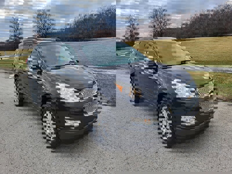 Used 2012 Chevrolet Traverse LT image 5