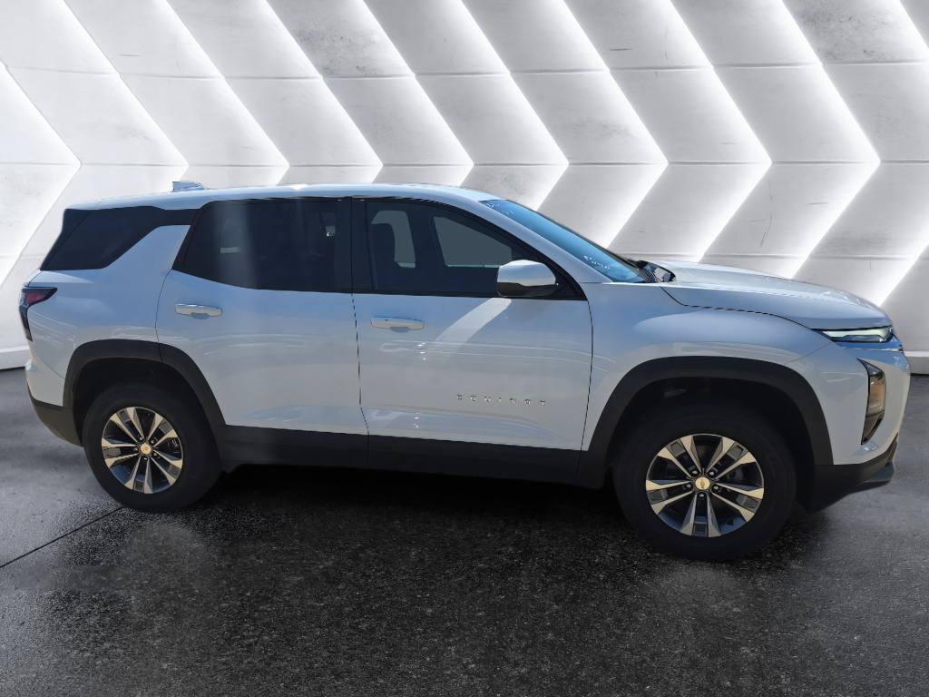 New 2027 Chevrolet Equinox LT FWD image 4