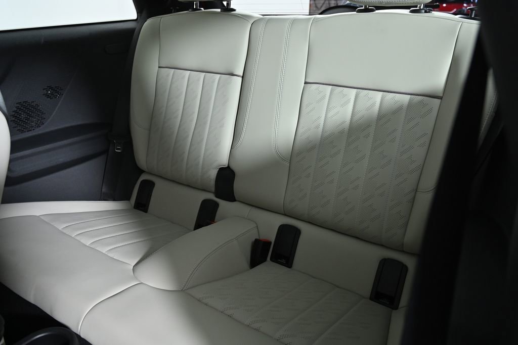 Certified 2025 MINI Cooper S image 26