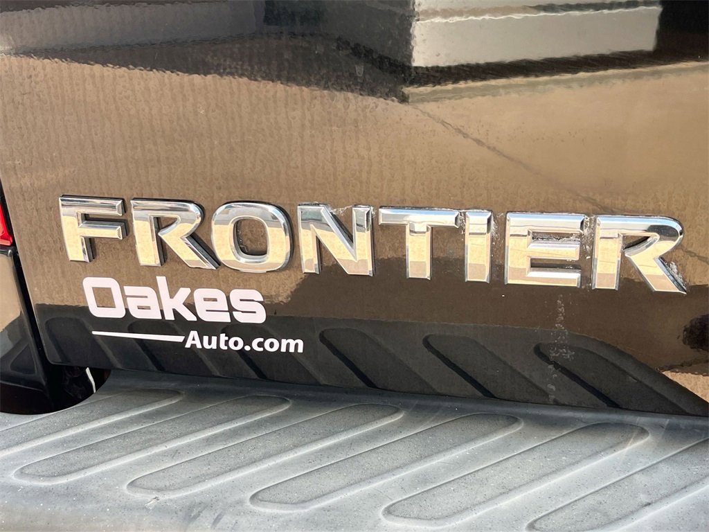 Used 2020 Nissan Frontier SV image 30